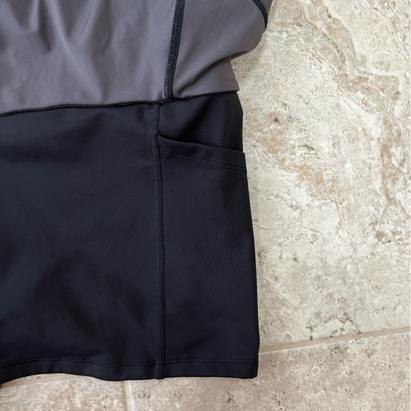 Athleta Camo Ace Printed Tennis Skort 13.5” Built in Shorts, Black/Gray, M - Picture 9 of 11